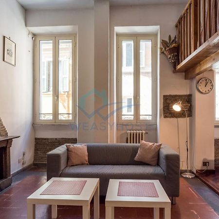Warm Nest In The Old Building Of Piazza Navona Apartamento Roma Exterior foto
